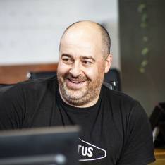 Barry_in_the_office.jpg